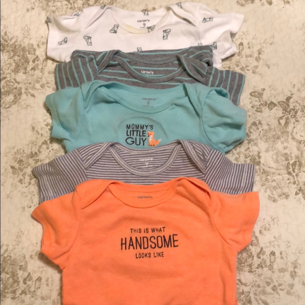 💙carters baby boy short sleeve onesies💙